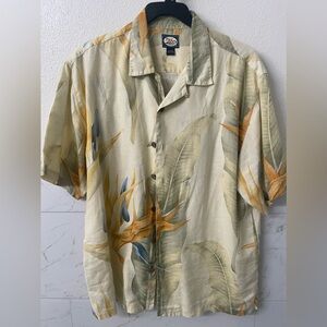Tommy Bahama Men Large Button Down Hawaiian Print Shirt